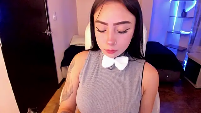 Dullcemariia 1s online show from 10-11-25, 10:08