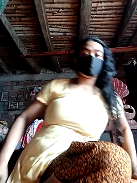 Snapshot of Sadia_1 chatting on 09-11-25, 04:45 Sadia 1 online show from 09-11-25, 04:45