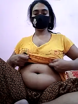 Snapshot of Sadia_1 chatting on 10-10-25, 05:28 Sadia 1 online show from 10-10-25, 05:28