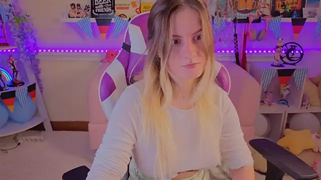 Sonia Meow online show from 09-30-25, 05:34