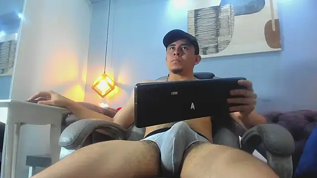 Eross Santy online show from 07-27-26, 02:57