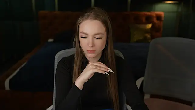 Ella 054 online show from 11-27-25, 07:27