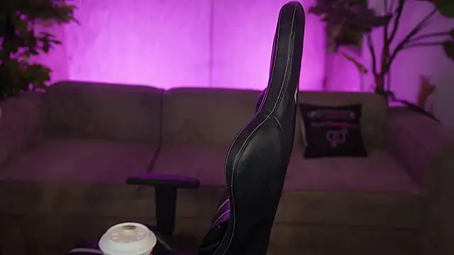 Ella 054 online show from 04-22-26, 02:29