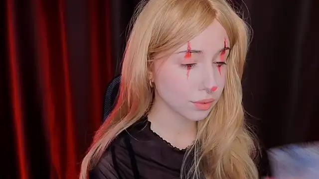 YukiMisa online show from 10-31-25, 04:52