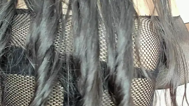 CarolinaFerrer online show from 11-10-25, 09:14