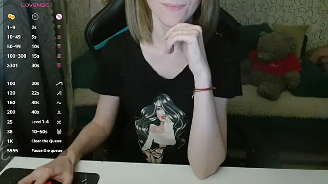 Ogonechekkk online show from 10-15-25, 02:50