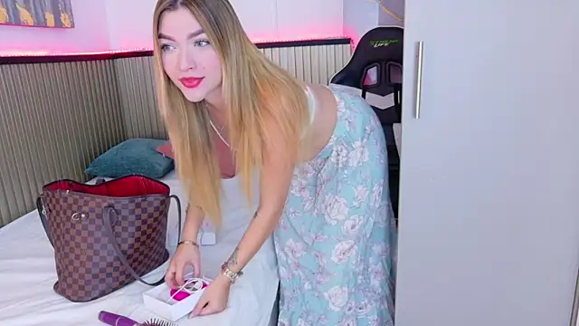 Sammy Lovee online show from 12-05-25, 07:21