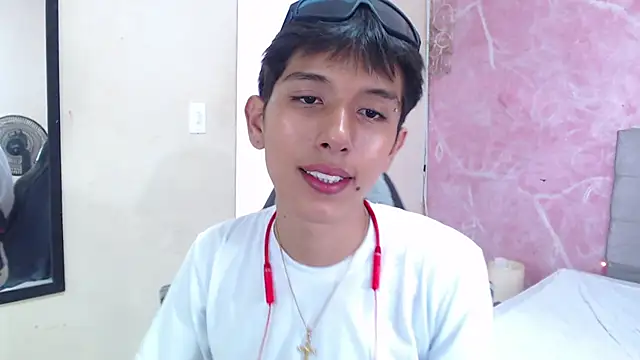 Snapshot of MAXIMILIANO__HOT chatting on 09-22-25, 06:10 MAXIMILIANO HOT online show from 09-22-25, 06:10