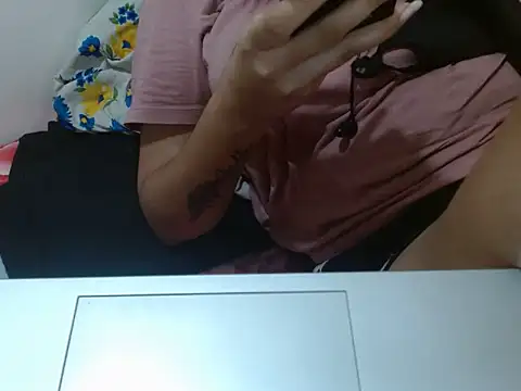 Snapshot of Nataliya_Singh chatting on 04-23-26, 03:41 Nataliya Singh online show from 04-23-26, 03:41