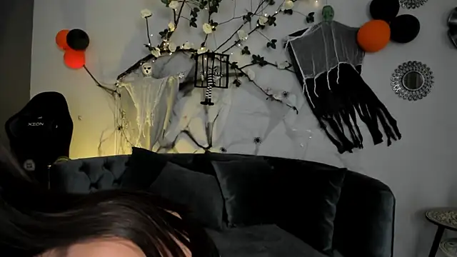 lia  harry online show from 10-24-25, 08:27