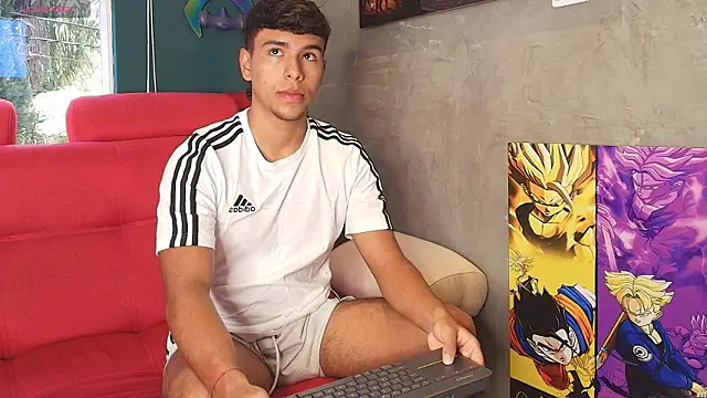 Snapshot of CHR58_ chatting on 03-13-26, 02:45 CHR58 online show from 03-13-26, 02:45