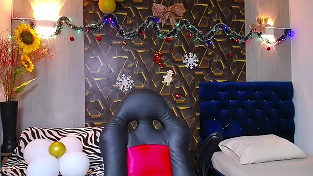 Snapshot of miss_leidy_ chatting on 11-16-25, 03:56 miss leidy online show from 11-16-25, 03:56