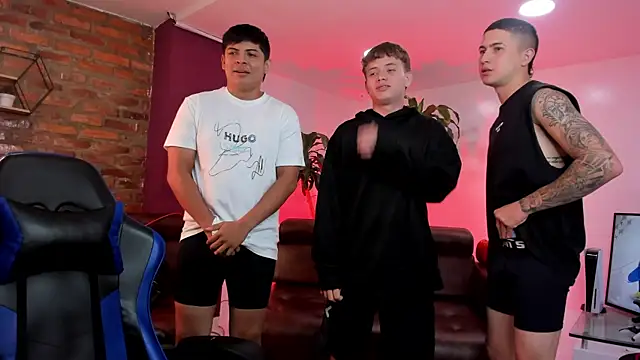 Handsomeboyss19 online show from 11-07-25, 01:38