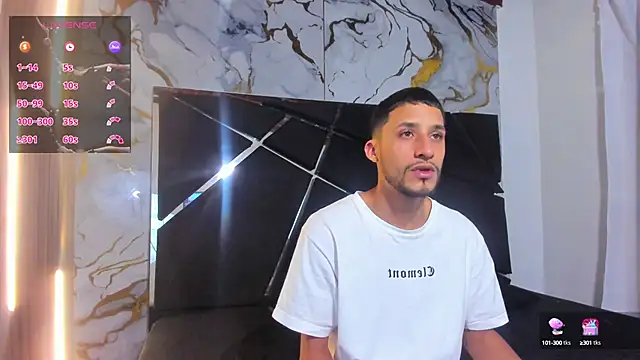 Akame Draco online show from 10-15-25, 03:39