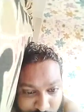 Snapshot of Raj29th chatting on 10-10-25, 11:20 Raj29th online show from 10-10-25, 11:20