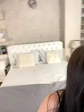 RubySkye online show from 10-18-25, 10:43