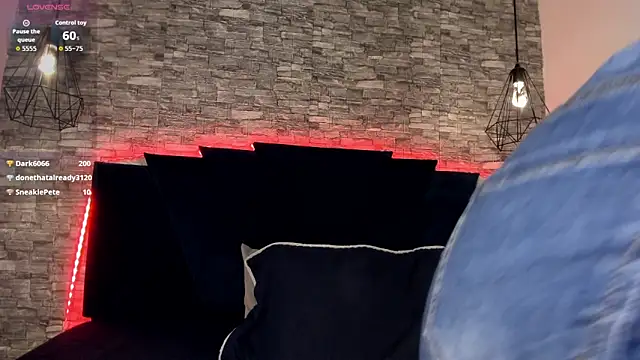 Emily Brown18 online show from 05-28-26, 03:48