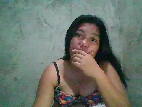 Snapshot of nikki_zapphire chatting on 09-17-25, 11:39 nikki zapphire online show from 09-17-25, 11:39