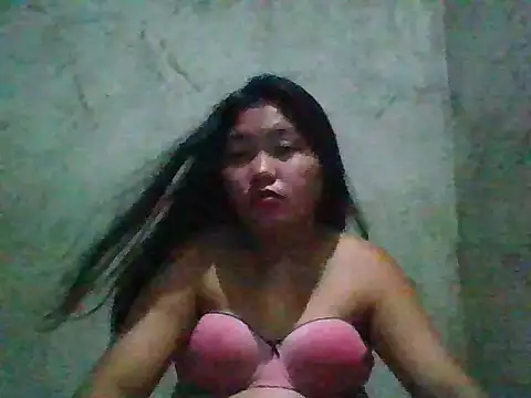 Snapshot of nikki_zapphire chatting on 10-15-25, 10:48 nikki zapphire online show from 10-15-25, 10:48