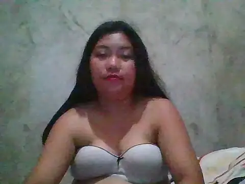 Snapshot of nikki_zapphire chatting on 10-28-25, 01:31 nikki zapphire online show from 10-28-25, 01:31