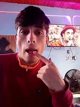 Snapshot of matiatr1112 chatting on 10-28-25, 05:26 matiatr1112 online show from 10-28-25, 05:26