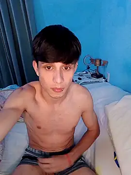 Snapshot of matiatr1112 chatting on 11-24-25, 01:49 matiatr1112 online show from 11-24-25, 01:49