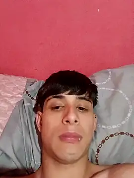 Snapshot of matiatr1112 chatting on 11-29-25, 12:13 matiatr1112 online show from 11-29-25, 12:13