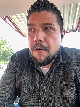 Snapshot of cfomega4592 chatting on 11-20-25, 06:40 cfomega4592 online show from 11-20-25, 06:40