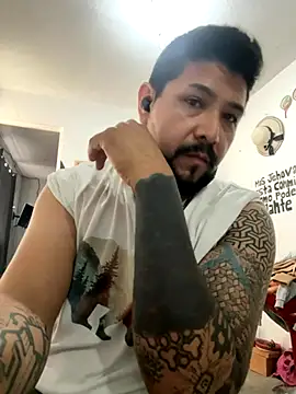 Snapshot of cfomega4592 chatting on 11-22-25, 06:29 cfomega4592 online show from 11-22-25, 06:29