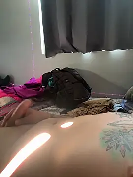 Snapshot of cfomega4592 chatting on 11-24-25, 07:02 cfomega4592 online show from 11-24-25, 07:02