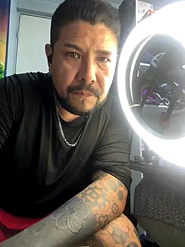 Snapshot of cfomega4592 chatting on 11-30-25, 07:29 cfomega4592 online show from 11-30-25, 07:29