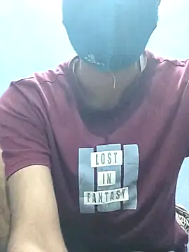 Snapshot of GirlsCrush_ chatting on 09-20-25, 07:04 GirlsCrush online show from 09-20-25, 07:04