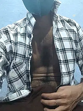 Snapshot of GirlsCrush_ chatting on 09-26-25, 08:35 GirlsCrush online show from 09-26-25, 08:35