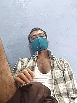 Snapshot of GirlsCrush_ chatting on 09-27-25, 09:47 GirlsCrush online show from 09-27-25, 09:47