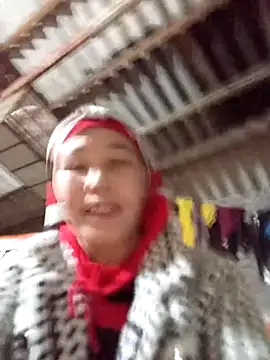 me-cute online show from 11-27-25, 02:08