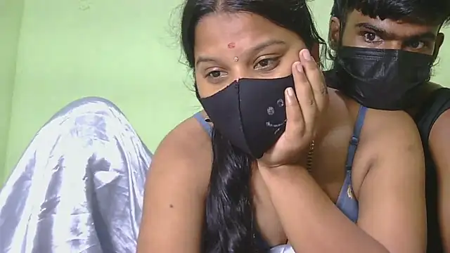 Snapshot of Shneeha_le chatting on 12-16-25, 08:58 Shneeha le online show from 12-16-25, 08:58