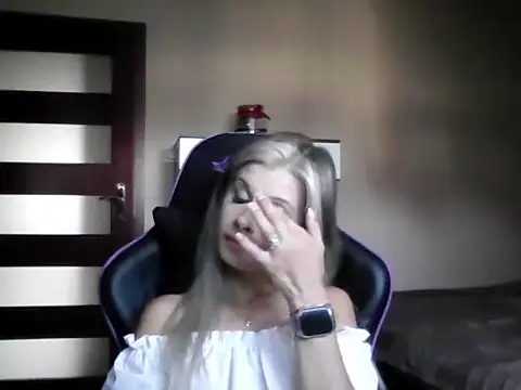 KristineGlow online show from 09-10-25, 06:13