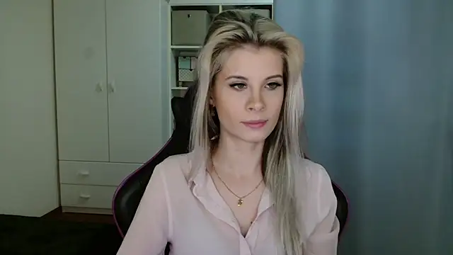 KristineGlow online show from 03-02-26, 07:59