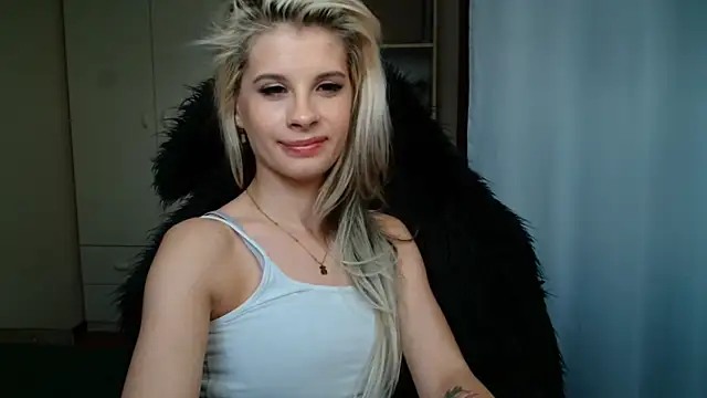 KristineGlow online show from 06-30-26, 06:20