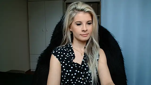 KristineGlow online show from 07-02-26, 06:19