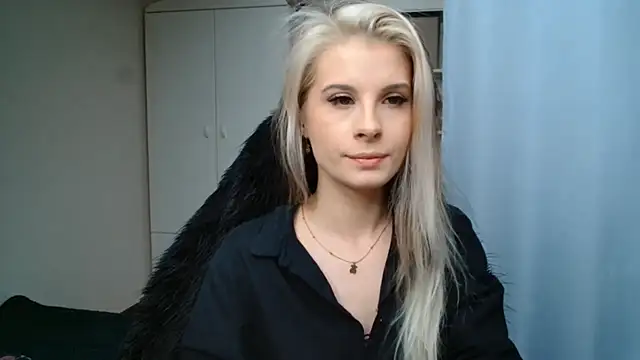 KristineGlow online show from 07-13-26, 02:09