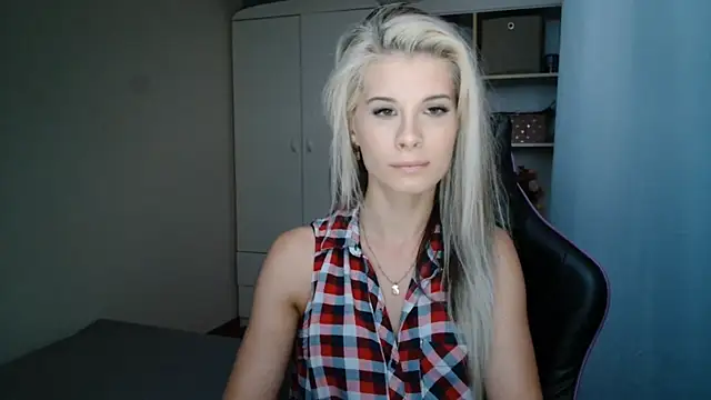 KristineGlow online show from 07-28-26, 06:20