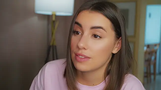 Snapshot of KateCarrey chatting on 09-17-25, 07:32 KateCarrey online show from 09-17-25, 07:32