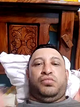 Snapshot of arnaldof50 chatting on 10-07-25, 04:26 arnaldof50 online show from 10-07-25, 04:26