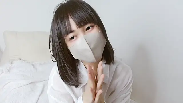 Snapshot of Zinzin_chan chatting on 10-22-25, 05:52 Zinzin chan online show from 10-22-25, 05:52