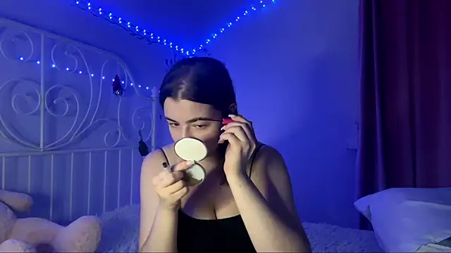 HoneyMist online show from 10-04-25, 06:06