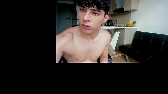 Snapshot of im_jero chatting on 01-10-26, 10:14 im jero online show from 01-10-26, 10:14