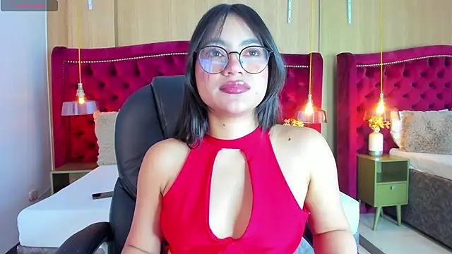Snapshot of kendalFox_ chatting on 09-27-25, 12:54 kendalFox online show from 09-27-25, 12:54