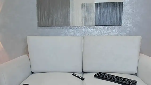 Snapshot of Lucia_jane chatting on 06-04-26, 08:04 Lucia jane online show from 06-04-26, 08:04