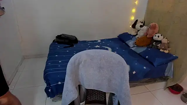 Tom Blues online show from 12-15-25, 12:53